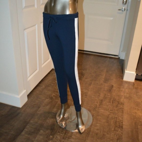 Monrow Pants - Monrow Women Navy Blue Joggers White Stars Embossed Size XSmall